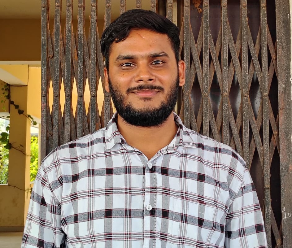  Amit Kumar Dwivedi 